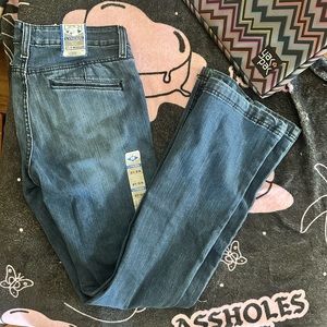 NEW WITH TAGS CINCH LYNDEN JEANS 27/3R